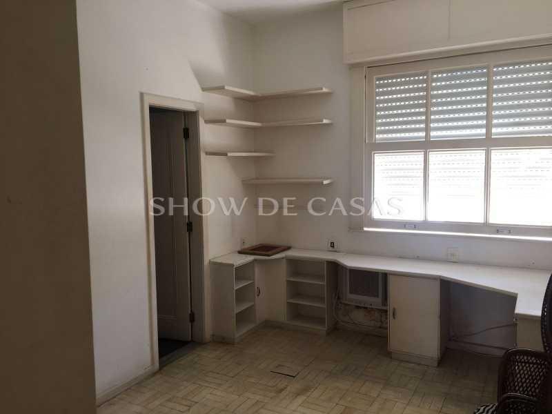 Apartamento à venda com 3 quartos, 212m² - Foto 7