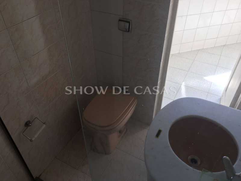 Apartamento à venda com 3 quartos, 212m² - Foto 16