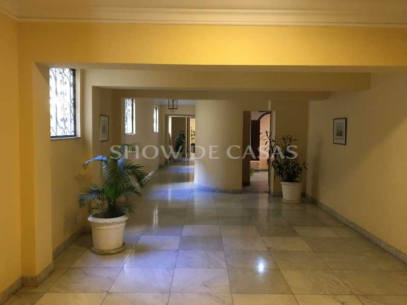 Apartamento à venda com 3 quartos, 212m² - Foto 25