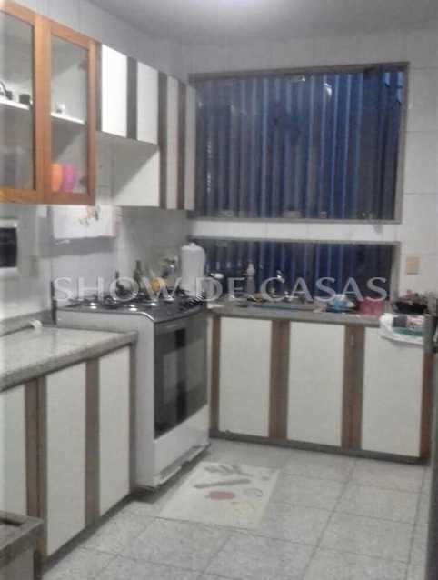 Apartamento à venda com 3 quartos, 206m² - Foto 6