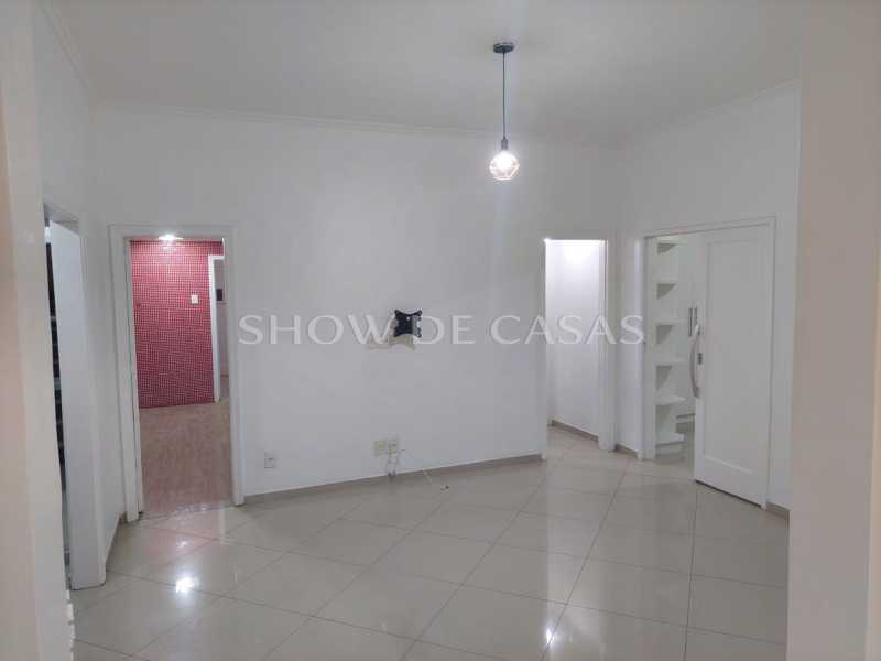 Apartamento à venda com 2 quartos, 105m² - Foto 3