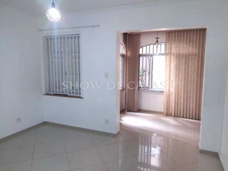 Apartamento à venda com 2 quartos, 105m² - Foto 2