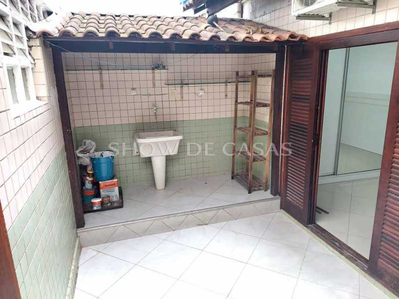 Apartamento à venda com 2 quartos, 105m² - Foto 1