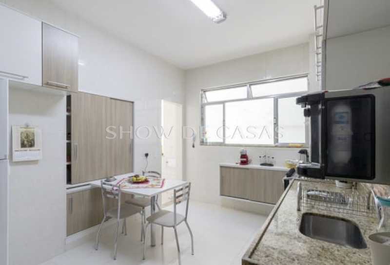 Apartamento à venda com 3 quartos, 164m² - Foto 23