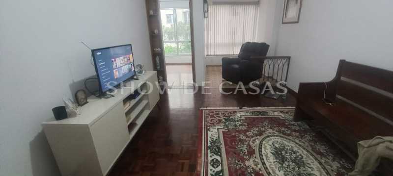 Apartamento à venda com 3 quartos, 110m² - Foto 1