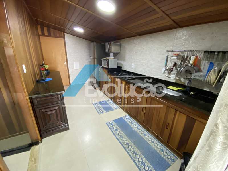 Casa de Condomínio para alugar com 3 quartos, 150m² - Foto 15