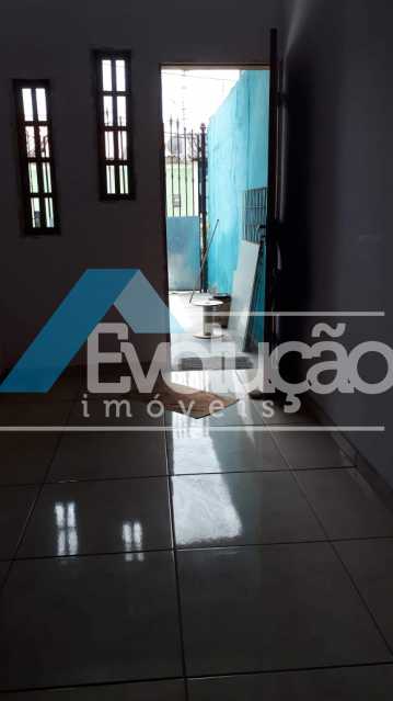 Casa à venda com 2 quartos, 100m² - Foto 4