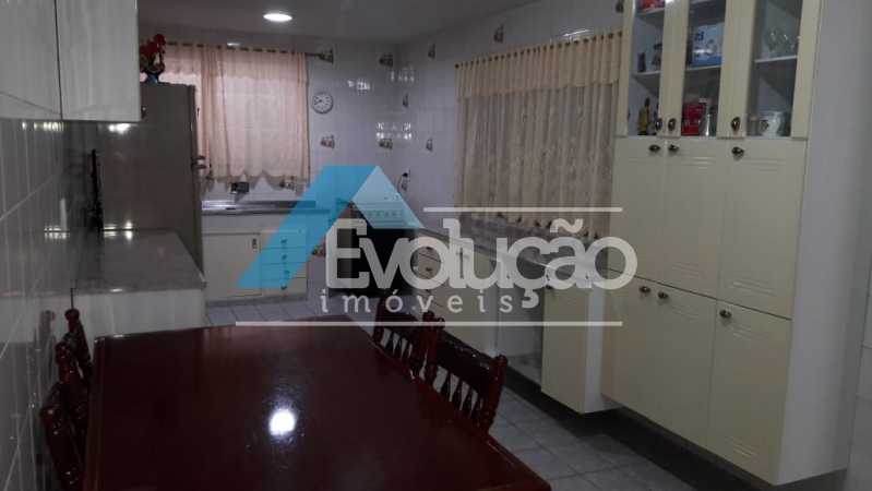 Casa de Condomínio à venda com 3 quartos, 299m² - Foto 19