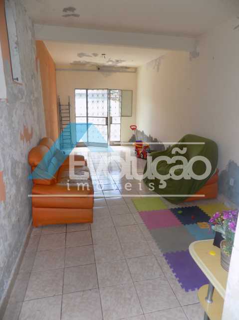 Casa à venda com 4 quartos, 160m² - Foto 2