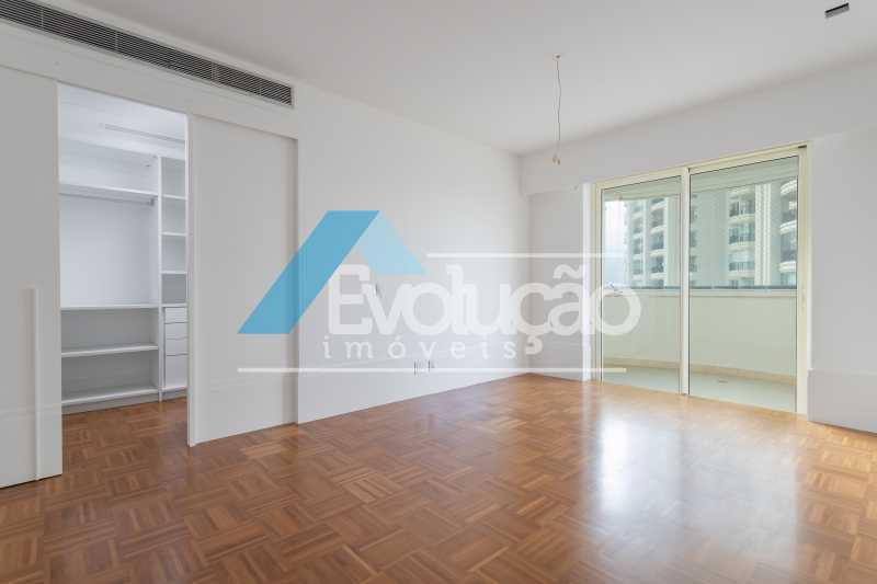 Apartamento à venda com 5 quartos, 555m² - Foto 23