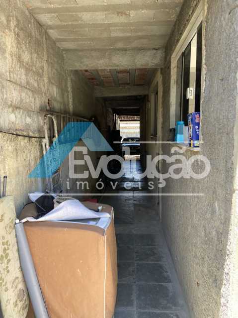 Casa à venda com 2 quartos, 200m² - Foto 28