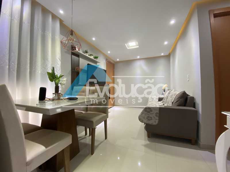 Apartamento à venda com 2 quartos, 45m² - Foto 2