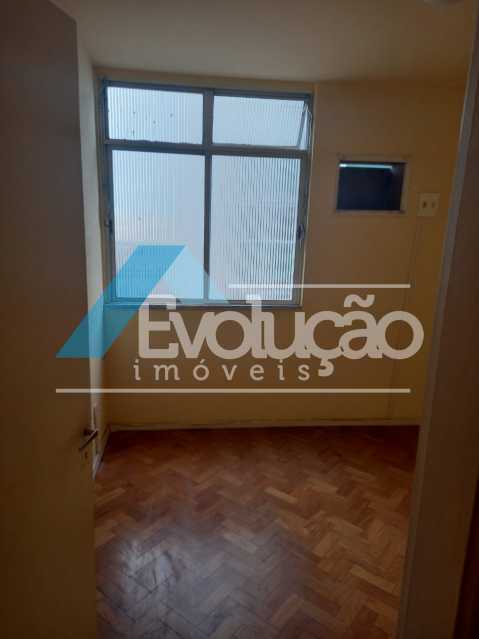 Apartamento à venda com 3 quartos, 85m² - Foto 2