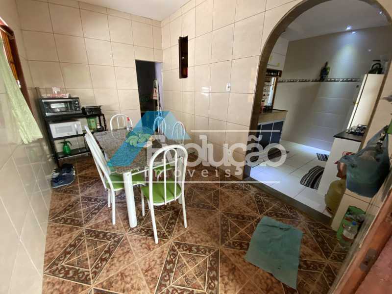 Casa à venda com 4 quartos, 300m² - Foto 12