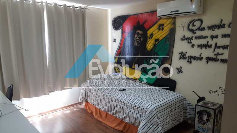 Casa de Condomínio à venda com 3 quartos, 238m² - Foto 9