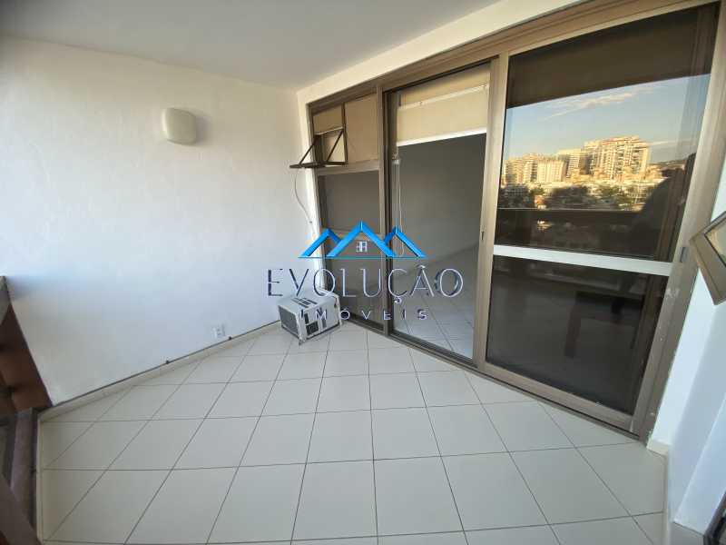 Apartamento à venda com 2 quartos, 72m² - Foto 5