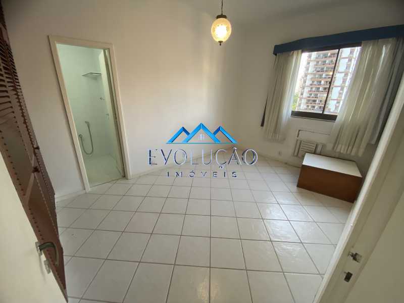 Apartamento à venda com 2 quartos, 72m² - Foto 10