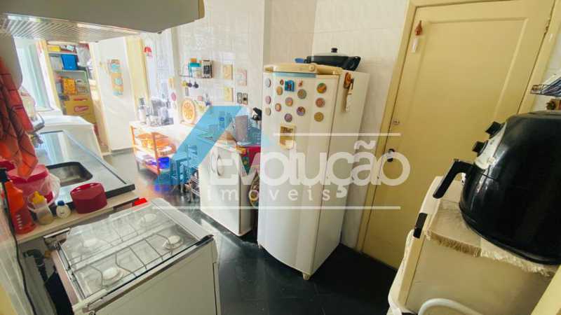 Apartamento à venda com 2 quartos, 62m² - Foto 6