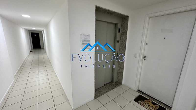 Apartamento à venda com 2 quartos, 67m² - Foto 17