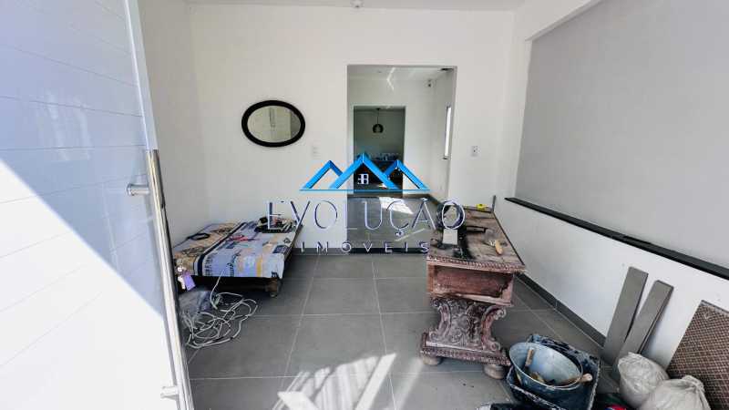 Casa à venda com 3 quartos, 150m² - Foto 4