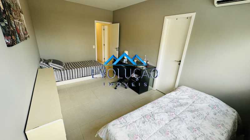 Apartamento à venda com 5 quartos, 227m² - Foto 17