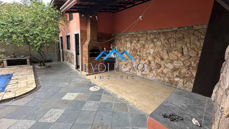 Casa de Condomínio à venda e aluguel com 5 quartos, 350m² - Foto 4