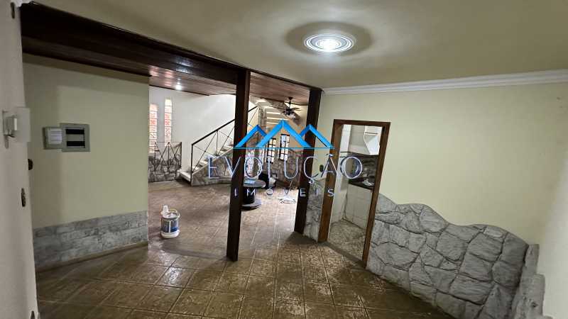 Casa de Condomínio à venda e aluguel com 5 quartos, 350m² - Foto 10
