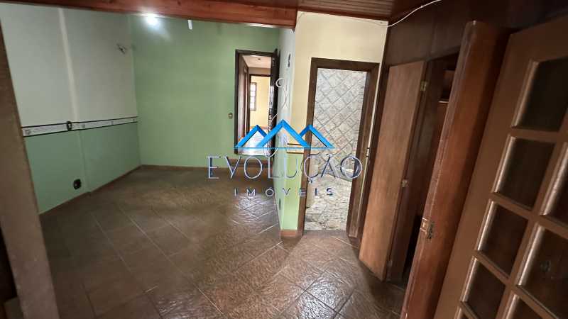 Casa de Condomínio à venda e aluguel com 5 quartos, 350m² - Foto 27