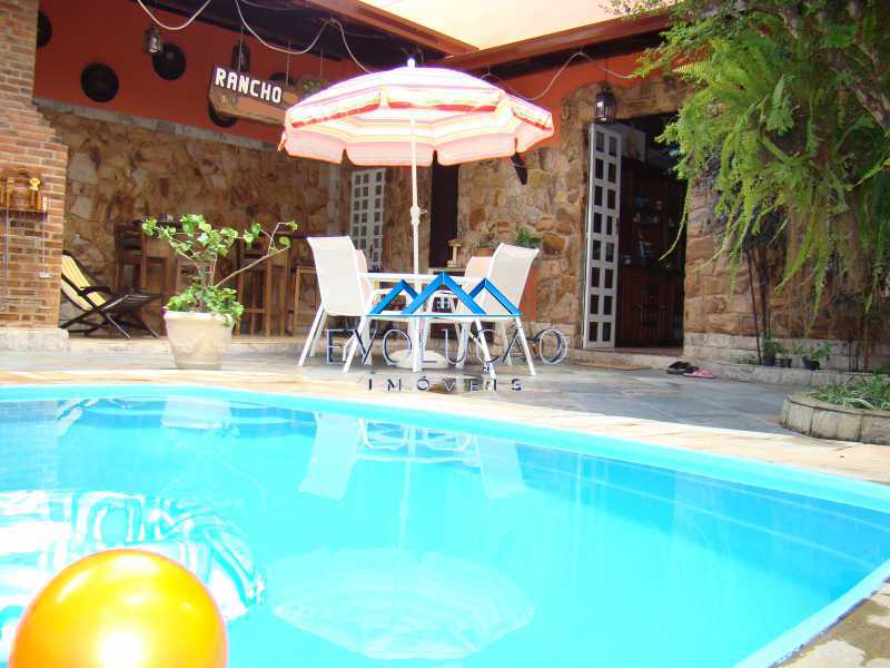 Casa de Condomínio à venda e aluguel com 5 quartos, 350m² - Foto 1