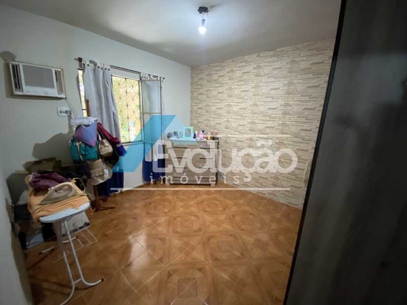 Casa à venda com 2 quartos, 80m² - Foto 12