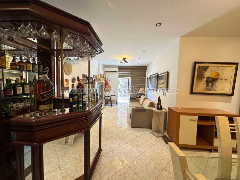 Apartamento, 3 quartos, 136 m² - Foto 1