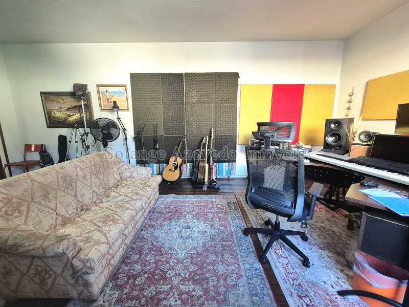 Apartamento, 3 quartos, 130 m² - Foto 1