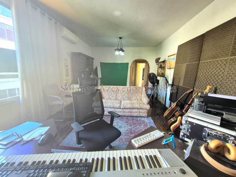 Apartamento, 3 quartos, 130 m² - Foto 3