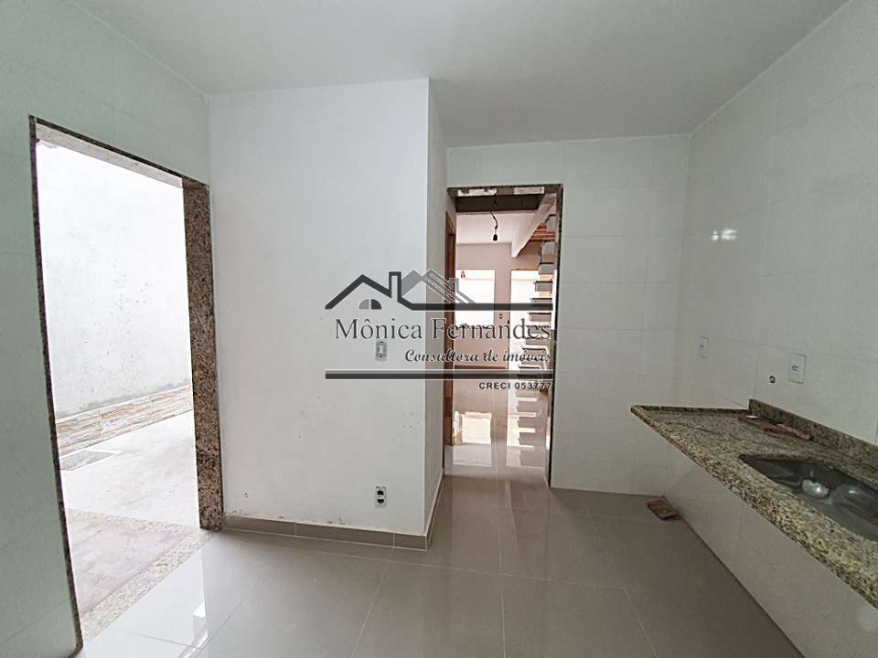 Casa à venda com 2 quartos, 69m² - Foto 8