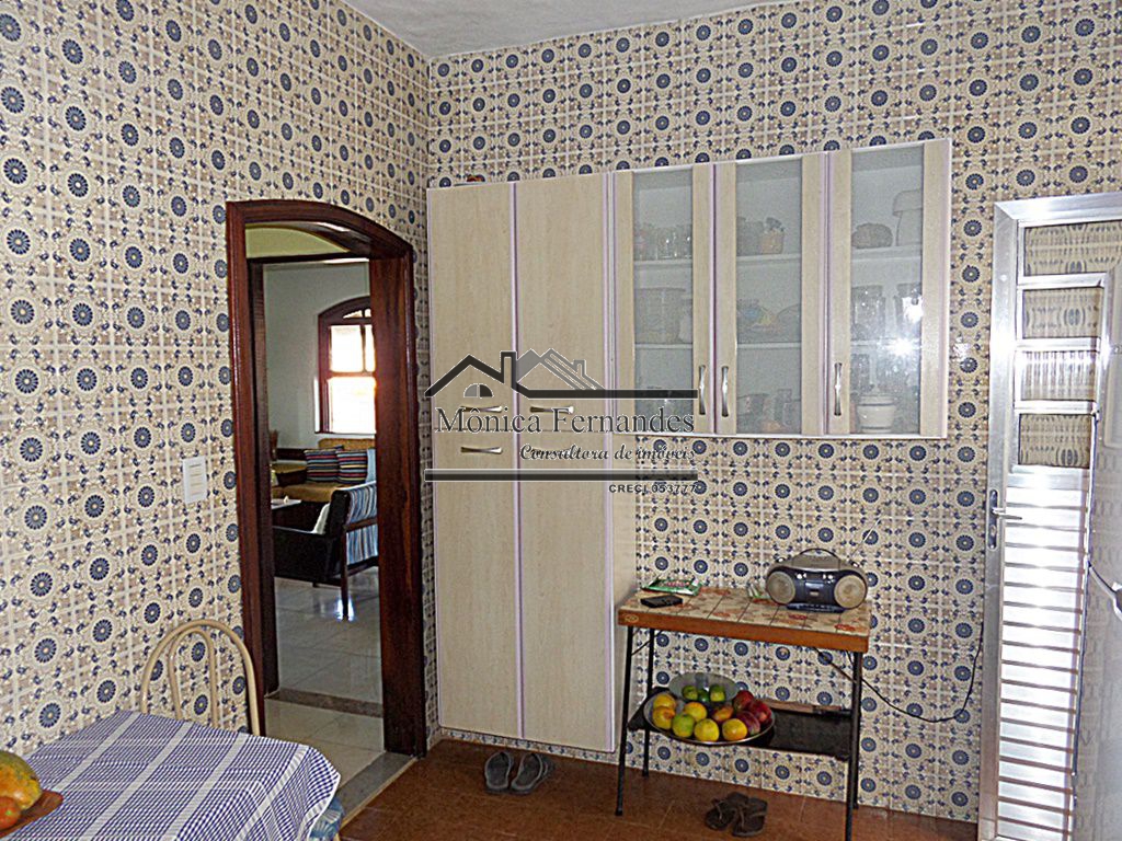 Casa à venda com 2 quartos, 190m² - Foto 11