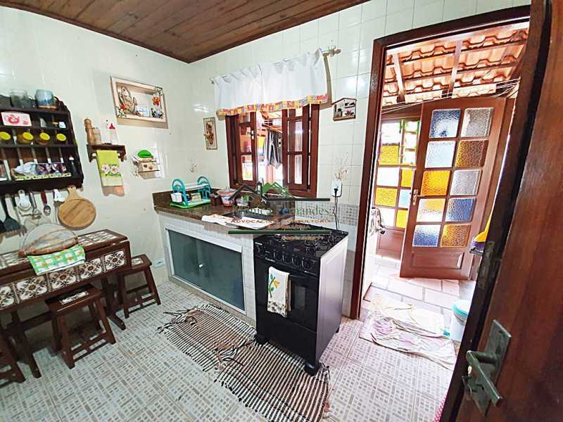 Casa à venda com 3 quartos, 110m² - Foto 26