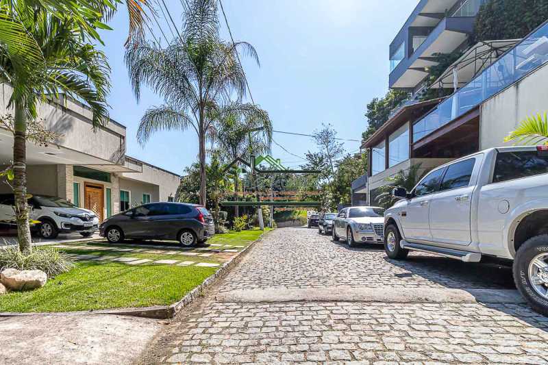 Casa de Condomínio à venda com 5 quartos, 436m² - Foto 27