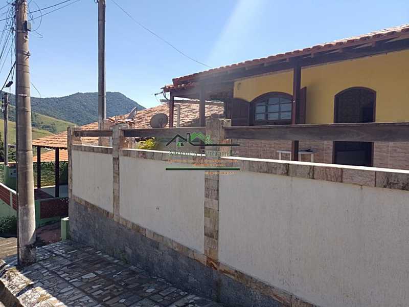 Casa de Condomínio à venda com 3 quartos, 102m² - Foto 3