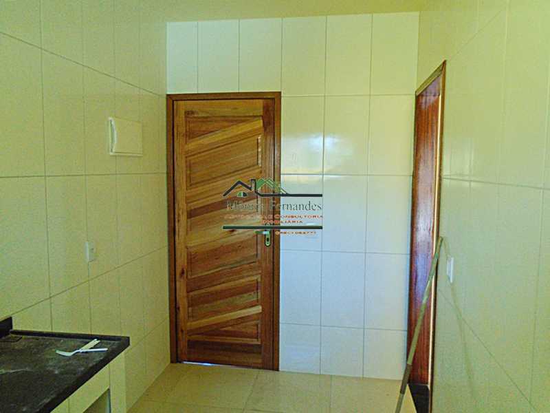 Casa à venda com 3 quartos, 97m² - Foto 8