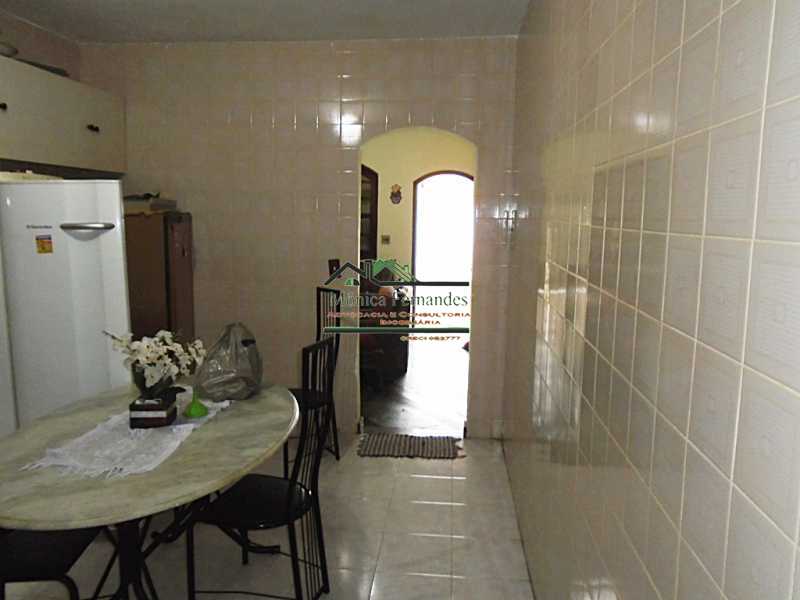 Casa à venda com 3 quartos, 130m² - Foto 18