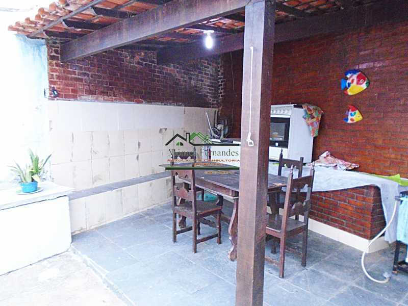 Casa à venda com 3 quartos, 130m² - Foto 22