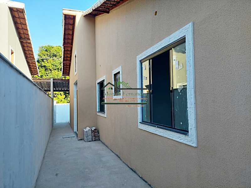 Casa à venda com 2 quartos, 70m² - Foto 17