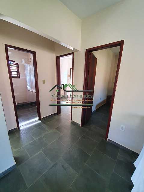 Casa à venda com 3 quartos, 206m² - Foto 18