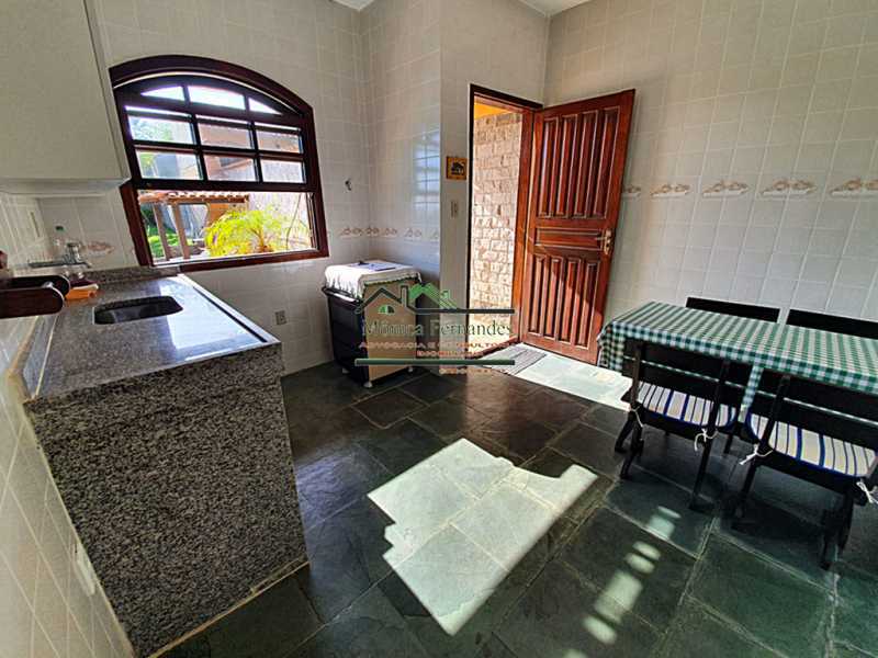 Casa à venda com 3 quartos, 206m² - Foto 19