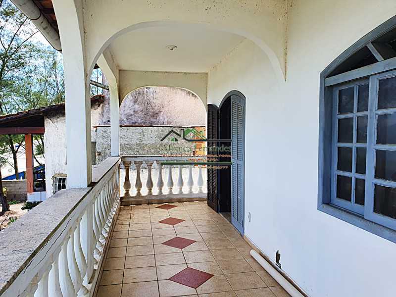 Casa à venda com 3 quartos, 188m² - Foto 19