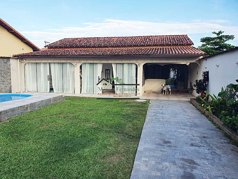 Casa à venda com 4 quartos, 190m² - Foto 2