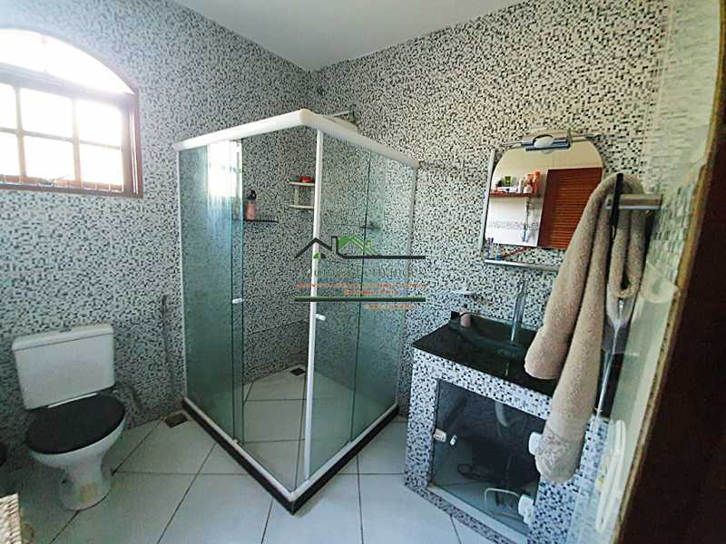 Casa à venda com 4 quartos, 190m² - Foto 16