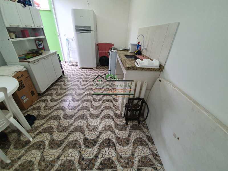 Casa à venda com 3 quartos, 79m² - Foto 26