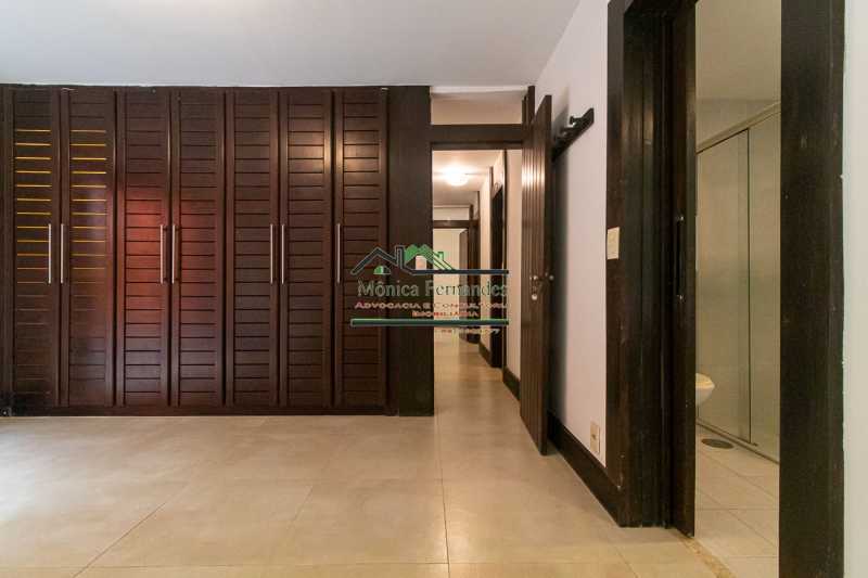 Casa de Condomínio à venda com 5 quartos, 384m² - Foto 14