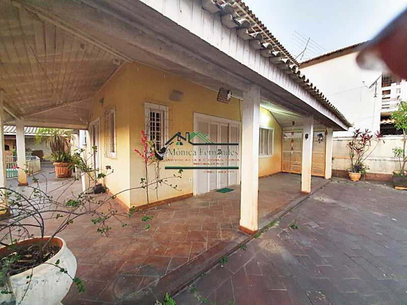 Casa de Condomínio à venda com 5 quartos, 120m² - Foto 30